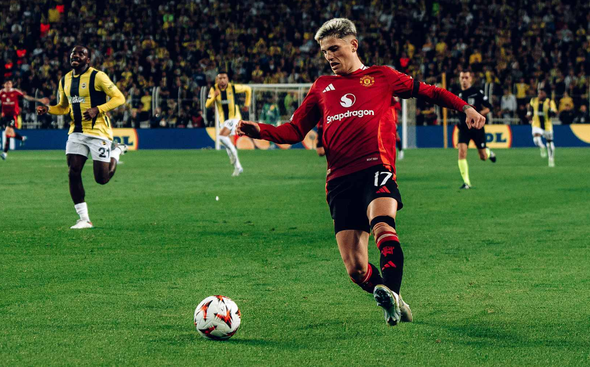 Fenerbahce vs Manchester United (02:00 – 25/10) | Xem lại trận đấu