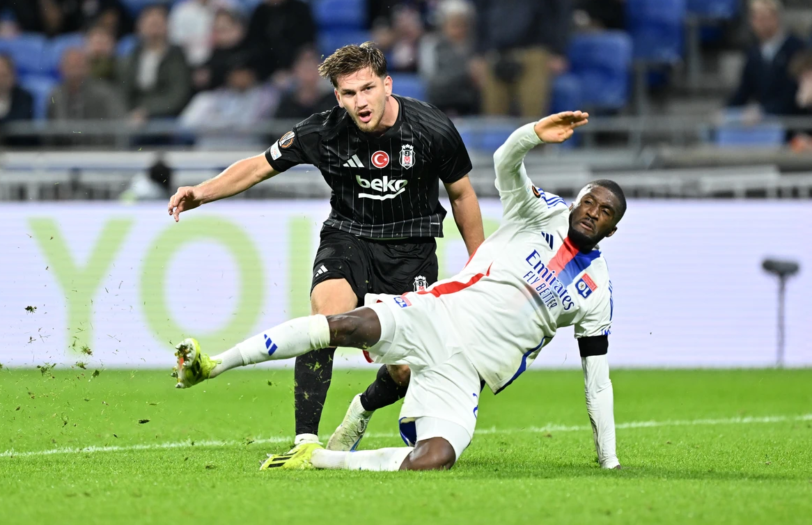 Lyon vs Besiktas JK (02:00 – 25/10) | Xem lại trận đấu