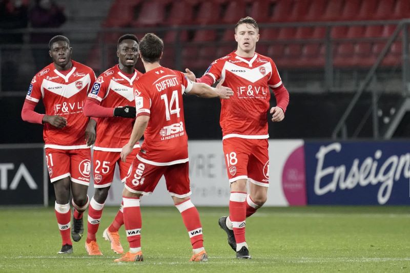 nhan-dinh-valenciennes-vs-orleans-ngay-10-10